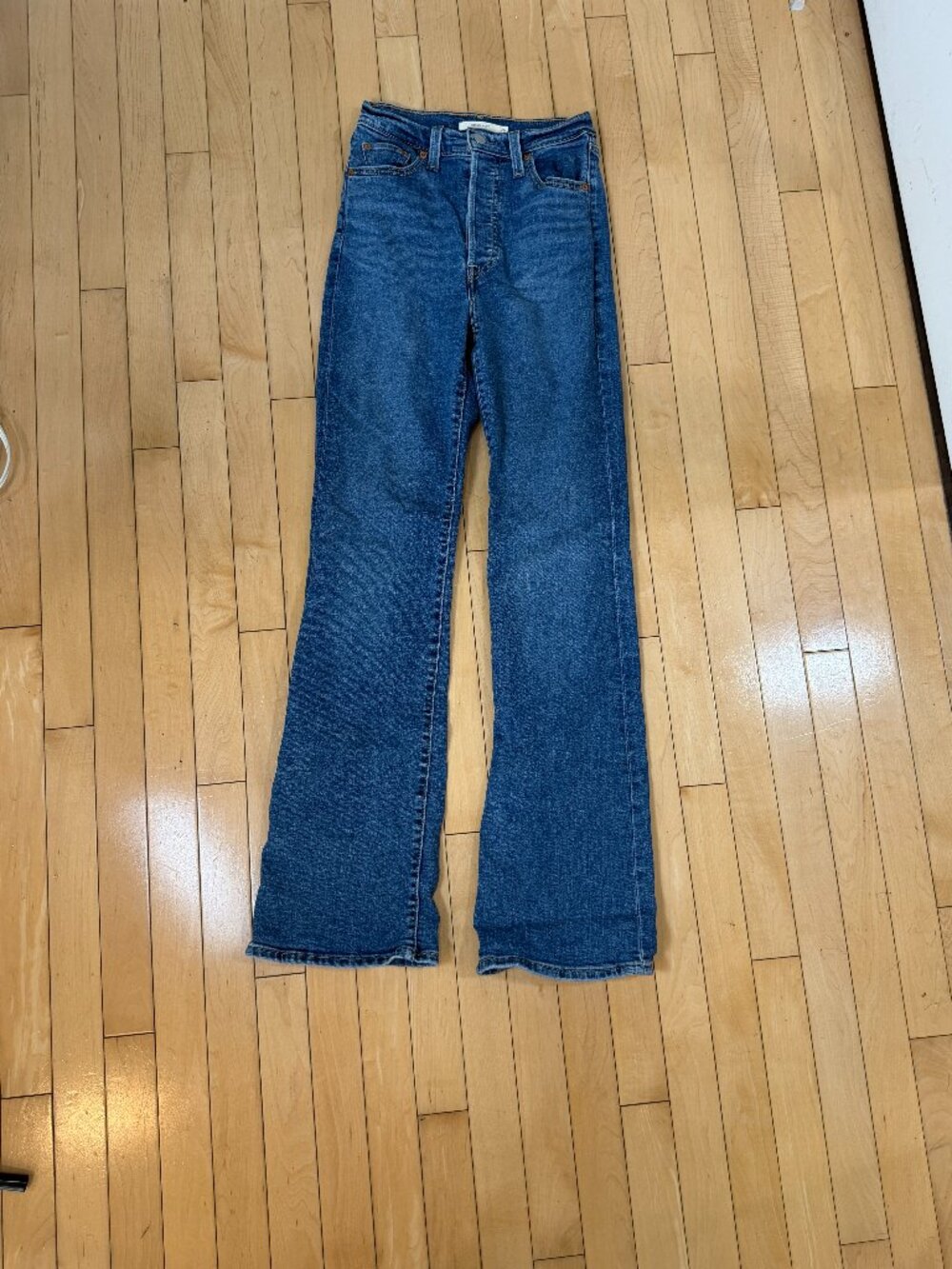 Levi's Ribcage Boot Bootcut Denim Classic Jeans W26 L33 Size 26